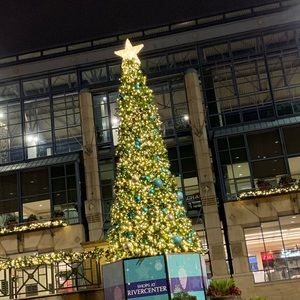 Meet your Posher, Layla